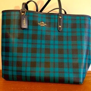 Coach Coated Canvas Riley Plaid City Tote Reversible Atlantic Multi with Pouch